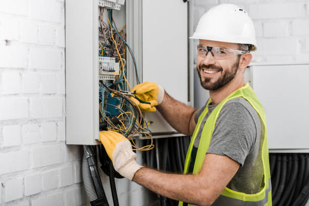 Best Electrical Outlet Repair  in Waukegan, IL