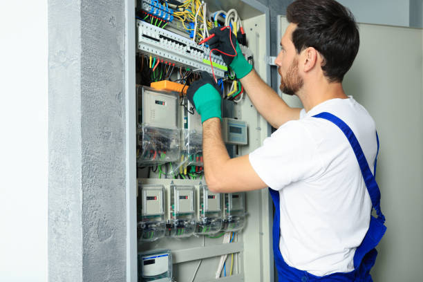 Best Emergency Electrical Repair  in Waukegan, IL